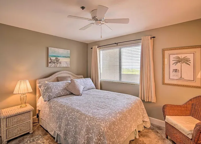 Holiday home Waterfront Escape W/ Amenities! Gulf Shores